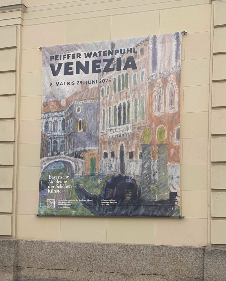 Ausstellungsbanner-2025-05 Ausstellungsbanner München 2025, Ansicht vom Odeonsplatz